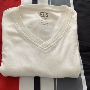 White Large Haggar EZ’s V-Neck Shirt